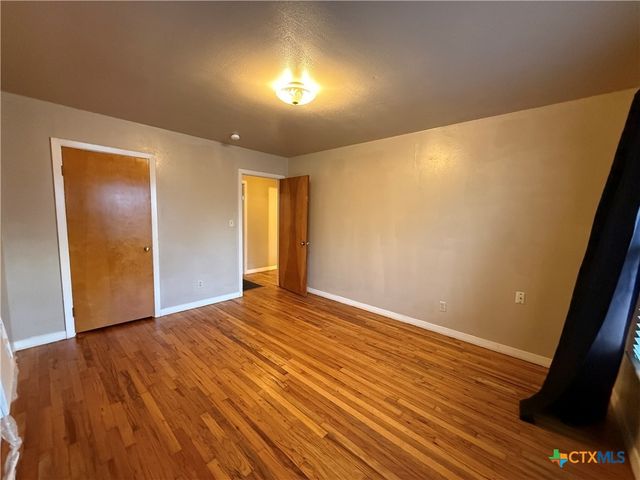 555 N Union Avenue, New Braunfels, TX 78130