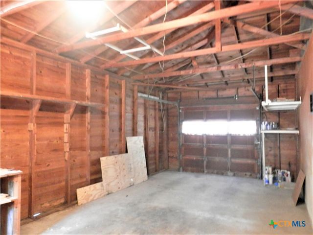 555 N Union Avenue, New Braunfels, TX 78130