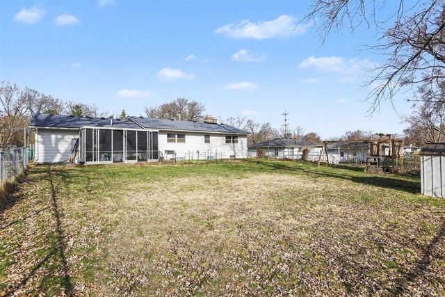 322 N 28th Street, Springfield, MI 49037