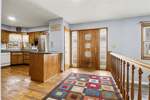 322 N 28th Street, Springfield, MI 49037