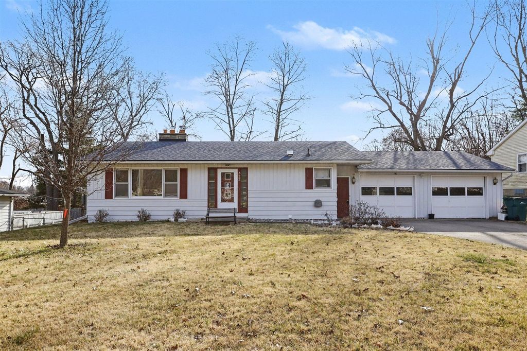 322 N 28th Street, Springfield, MI 49037