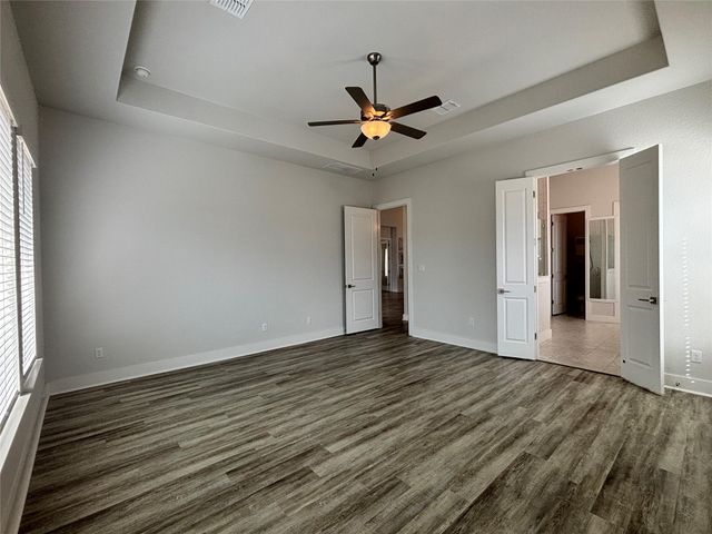 19521 Tranquility Falls CV, Lago Vista, TX 78645