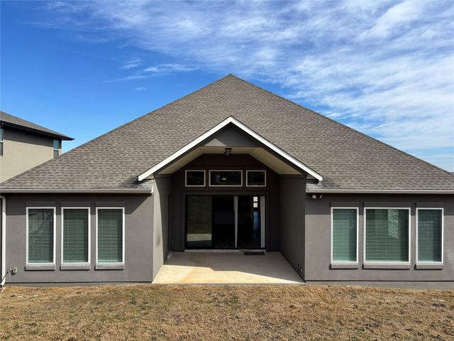 19521 Tranquility Falls CV, Lago Vista, TX 78645