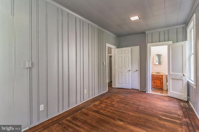 2218 ROSLYN AVE, Baltimore, MD 21216