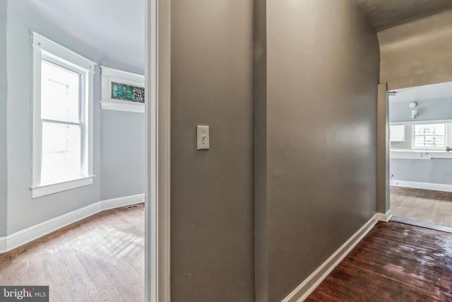 2218 ROSLYN AVE, Baltimore, MD 21216