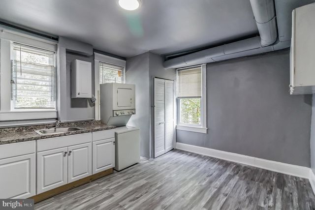 2218 ROSLYN AVE, Baltimore, MD 21216