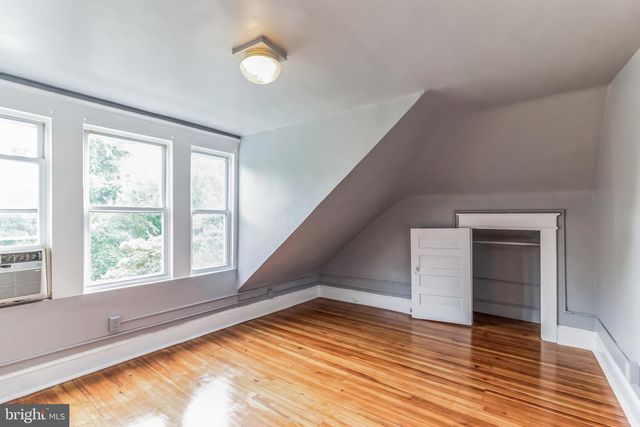 2218 ROSLYN AVE, Baltimore, MD 21216