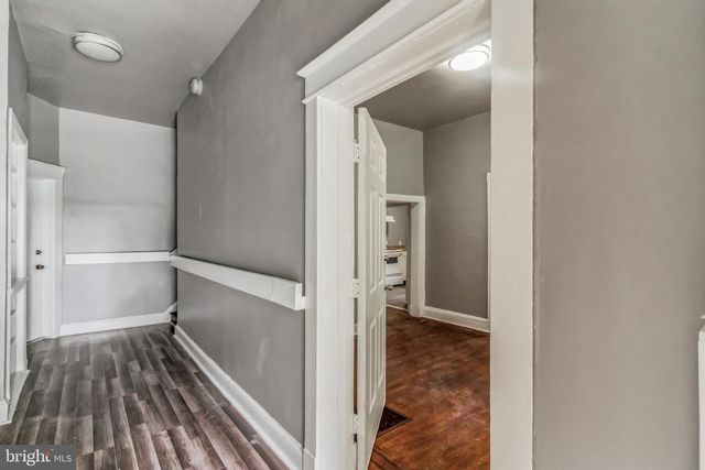 2218 ROSLYN AVE, Baltimore, MD 21216