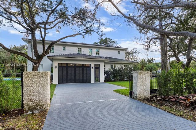 7605 SW 71st Ave, Miami, FL 33143