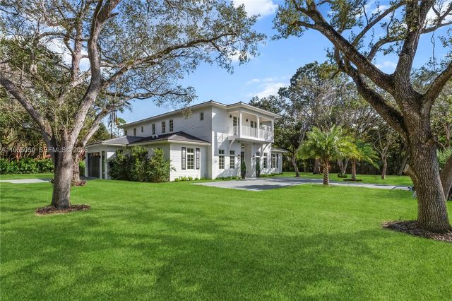 7605 SW 71st Ave, Miami, FL 33143