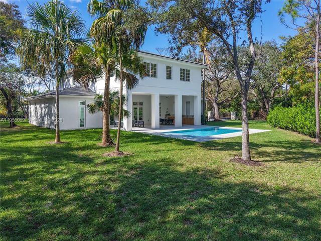 7605 SW 71st Ave, Miami, FL 33143