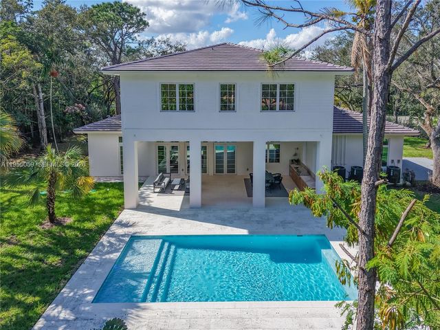 7605 SW 71st Ave, Miami, FL 33143