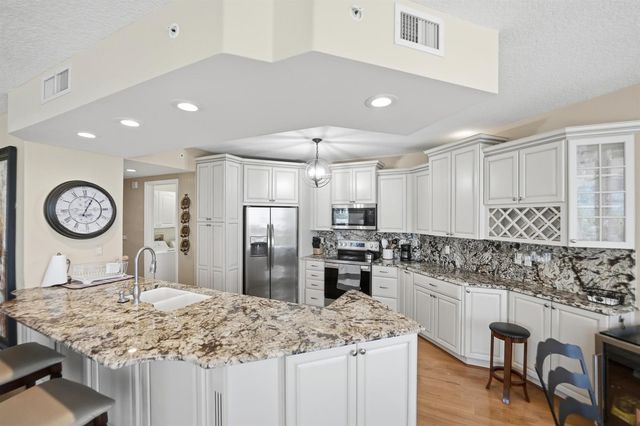 2900 N Highway 2-d, Hutchinson Island, FL 34949