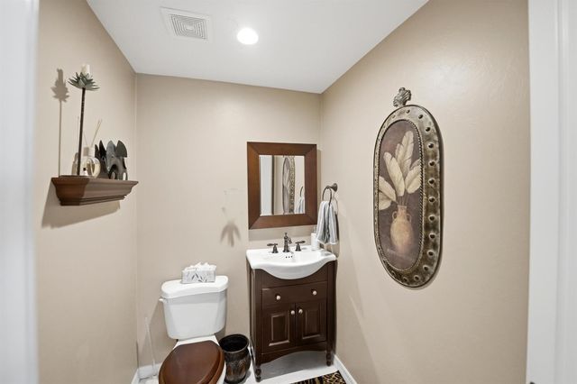 2900 N Highway 2-d, Hutchinson Island, FL 34949