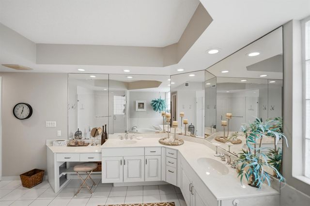 2900 N Highway 2-d, Hutchinson Island, FL 34949