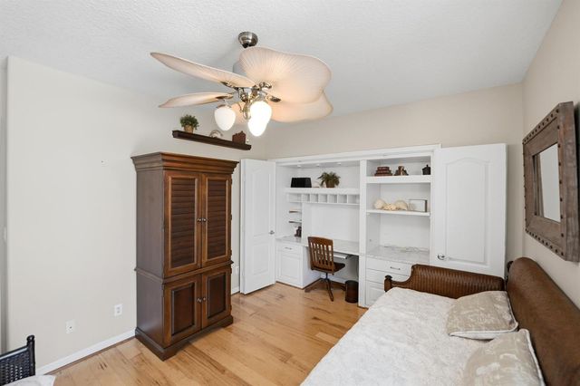2900 N Highway 2-d, Hutchinson Island, FL 34949