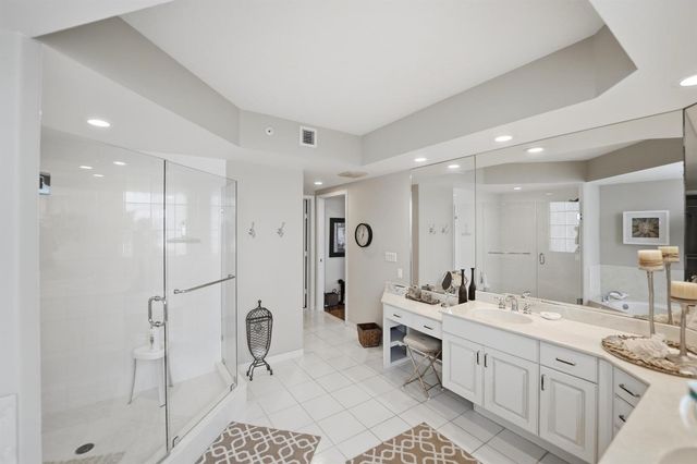 2900 N Highway 2-d, Hutchinson Island, FL 34949