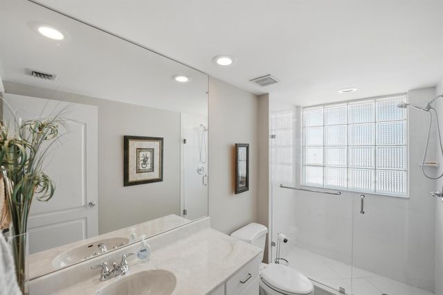 2900 N Highway 2-d, Hutchinson Island, FL 34949