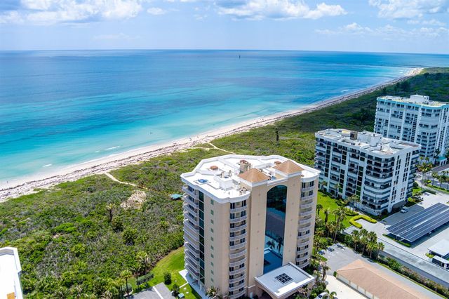 2900 N Highway 2-d, Hutchinson Island, FL 34949