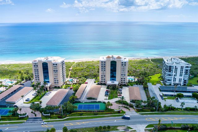 2900 N Highway 2-d, Hutchinson Island, FL 34949