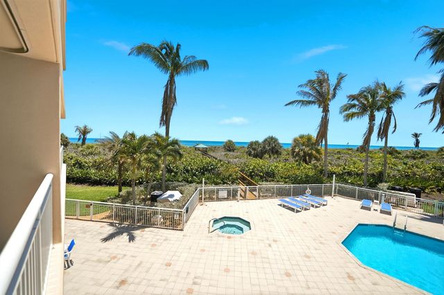 2900 N Highway 2-d, Hutchinson Island, FL 34949