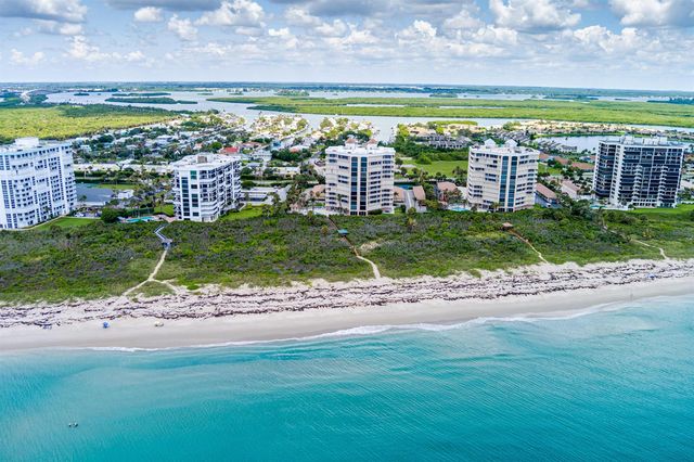 2900 N Highway 2-d, Hutchinson Island, FL 34949