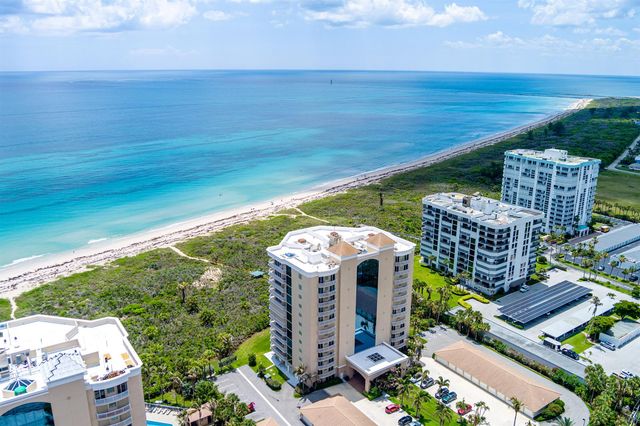 2900 N Highway 2-d, Hutchinson Island, FL 34949