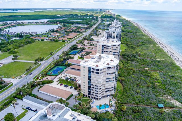 2900 N Highway 2-d, Hutchinson Island, FL 34949
