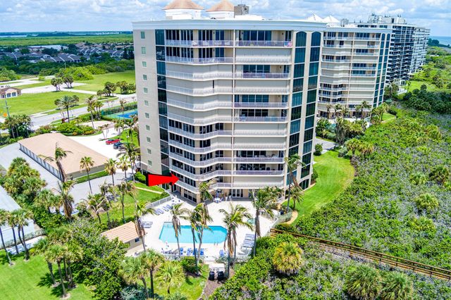 2900 N Highway 2-d, Hutchinson Island, FL 34949