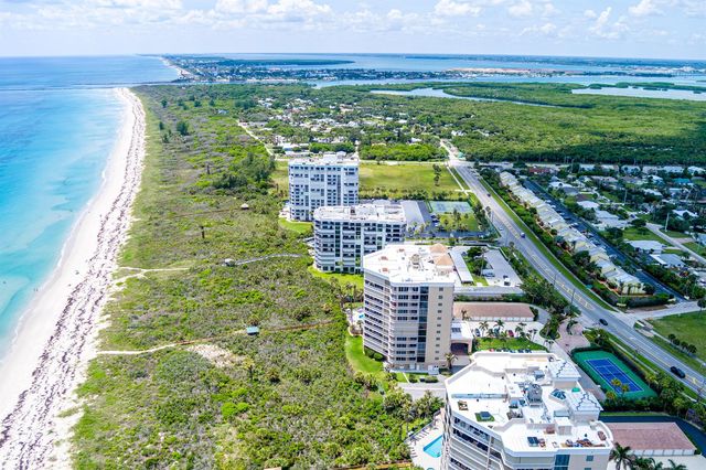 2900 N Highway 2-d, Hutchinson Island, FL 34949