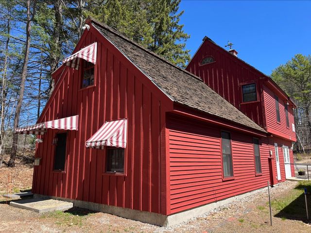 290 E Side Rd Ste 3, Conway, NH 03818