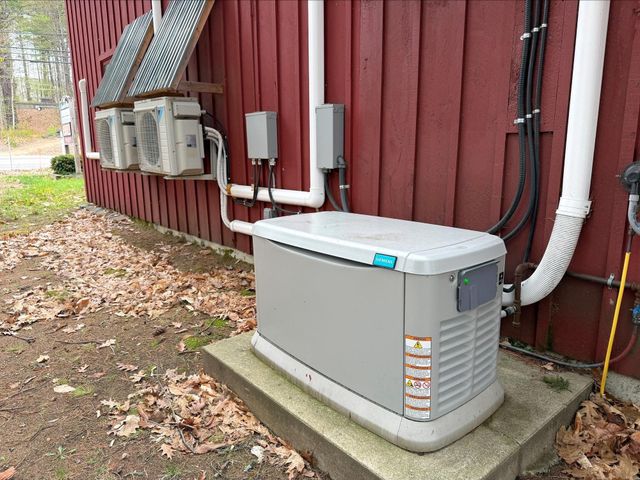 290 E Side Rd Ste 3, Conway, NH 03818