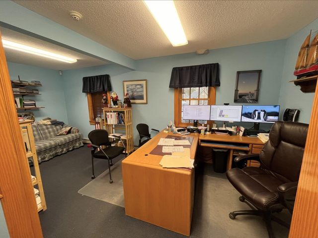 290 E Side Rd Ste 3, Conway, NH 03818