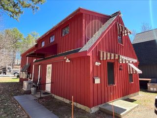 290 E Side Rd Ste 3, Conway, NH 03818