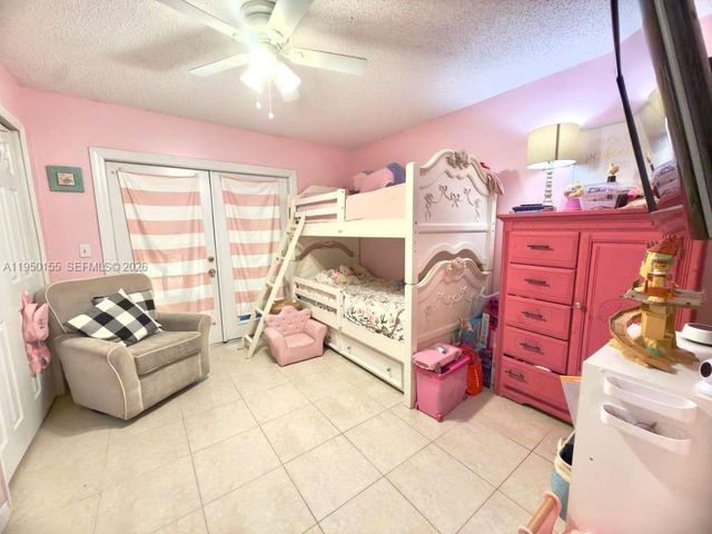 1582 SE Crown St, Port St. Lucie, FL 34983