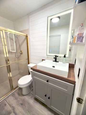 1582 SE Crown St, Port St. Lucie, FL 34983