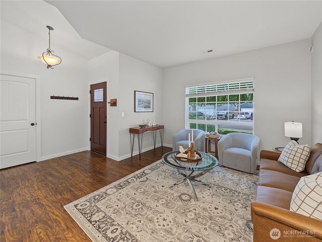 14715 151st Avenue E, Orting, WA 98360