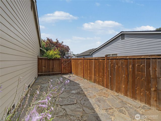 14715 151st Avenue E, Orting, WA 98360