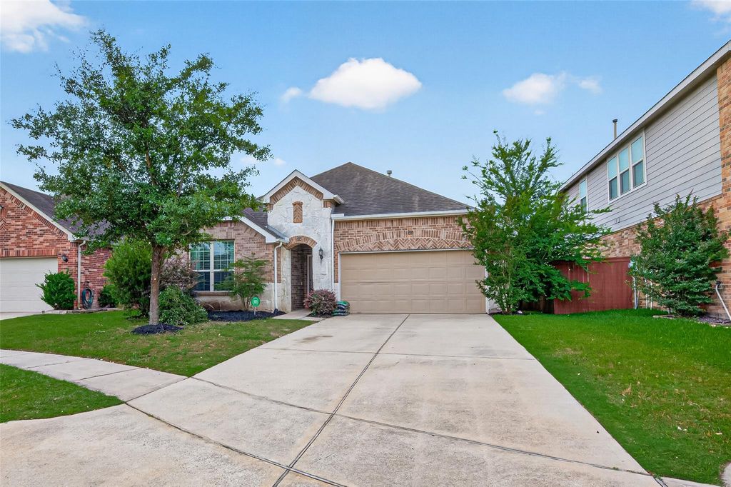 4507 Argonne Woods Drive, Porter, TX 77365