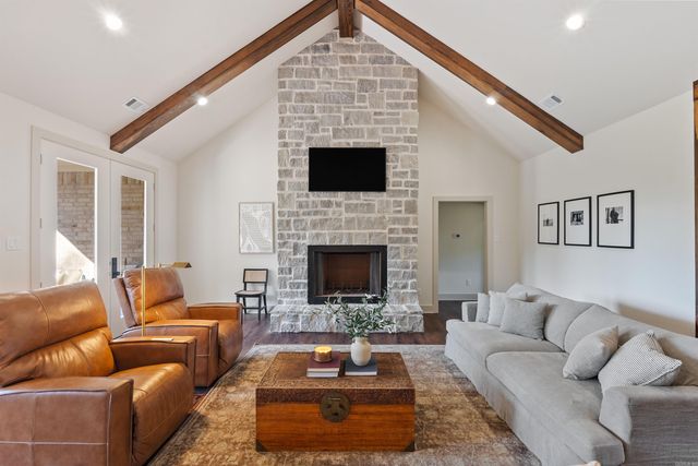 2535 Covington Road, Ward, AR 72176