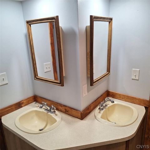 239 County Route 8, Granby, NY 13069