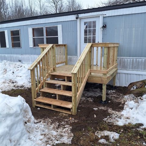 239 County Route 8, Granby, NY 13069