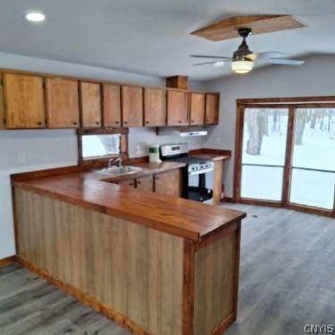 239 County Route 8, Granby, NY 13069