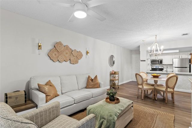 4506 S OAK DRIVE S92, Tampa, FL 33611