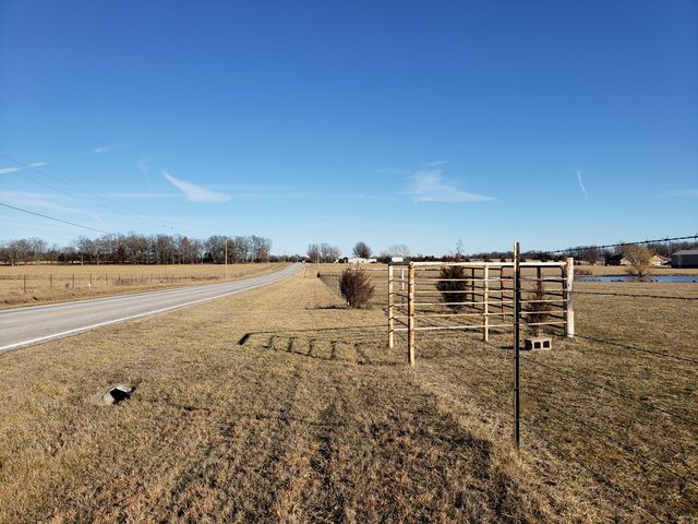 000 Farm Road 2000, Monett, MO 65708