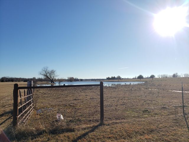 000 Farm Road 2000, Monett, MO 65708