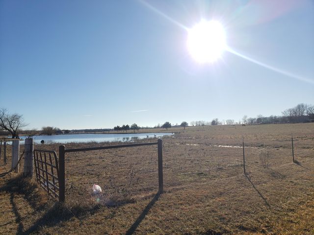 000 Farm Road 2000, Monett, MO 65708