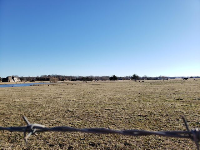 000 Farm Road 2000, Monett, MO 65708