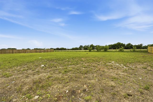 593 Highview Court, Godley, TX 76044
