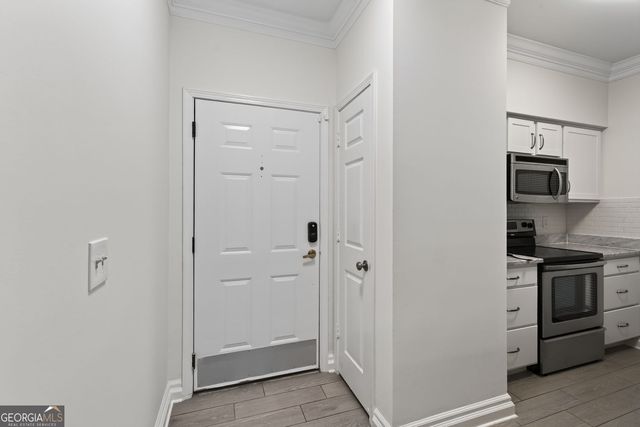 3777 Peachtree Road NE 214, Brookhaven, GA 30319